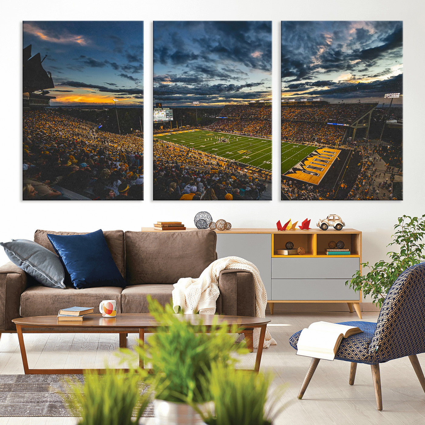 MGV-CV-60X30-3P - University of Wyoming Cowboys Football Team Print - Laramie War Memorial Stadium Wall Art Canvas
