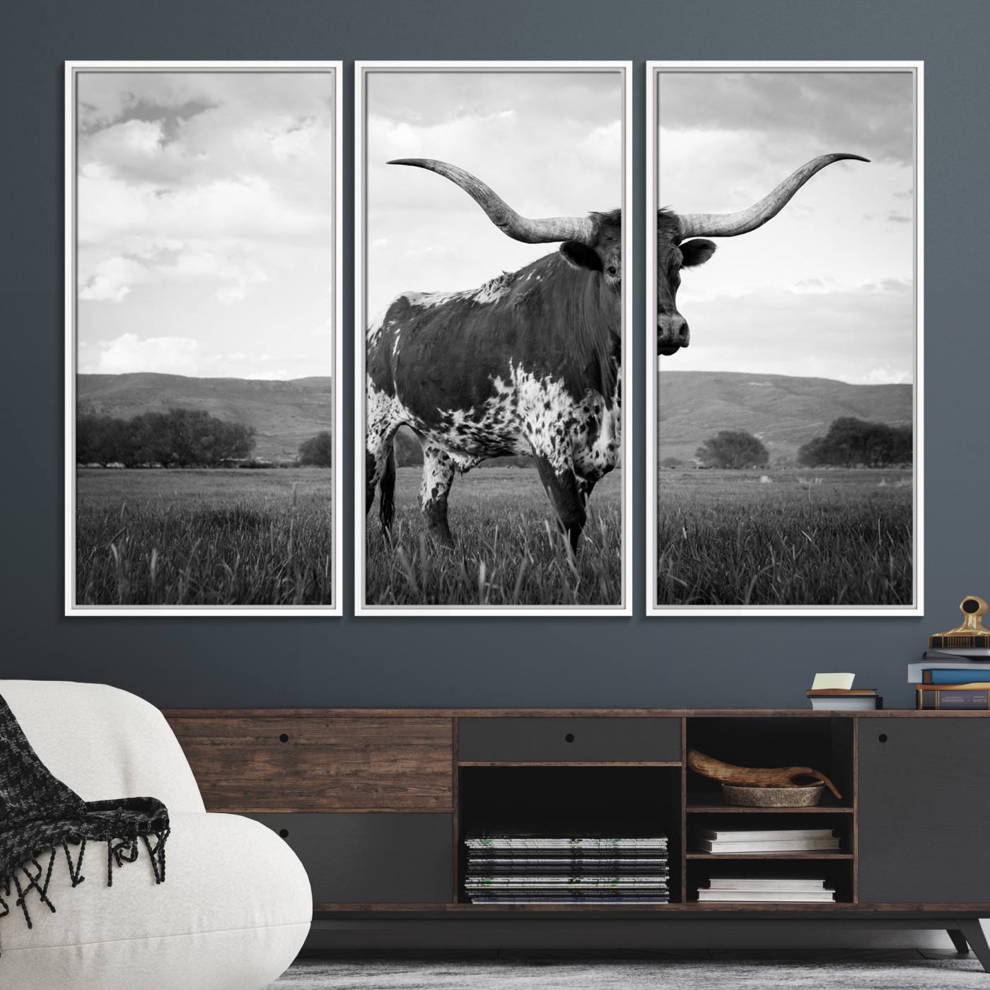 46976-MGV-FC-48X32-3P_White-Black and White Longhorn Texas Cow Canvas Wall Art Print Animal Picture, Black and White Longhorn Canvas Print