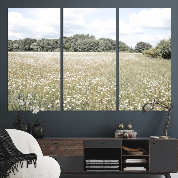 43258946-MGV-CV-36X24-Charming Daisy Field Wall Art Canvas Print