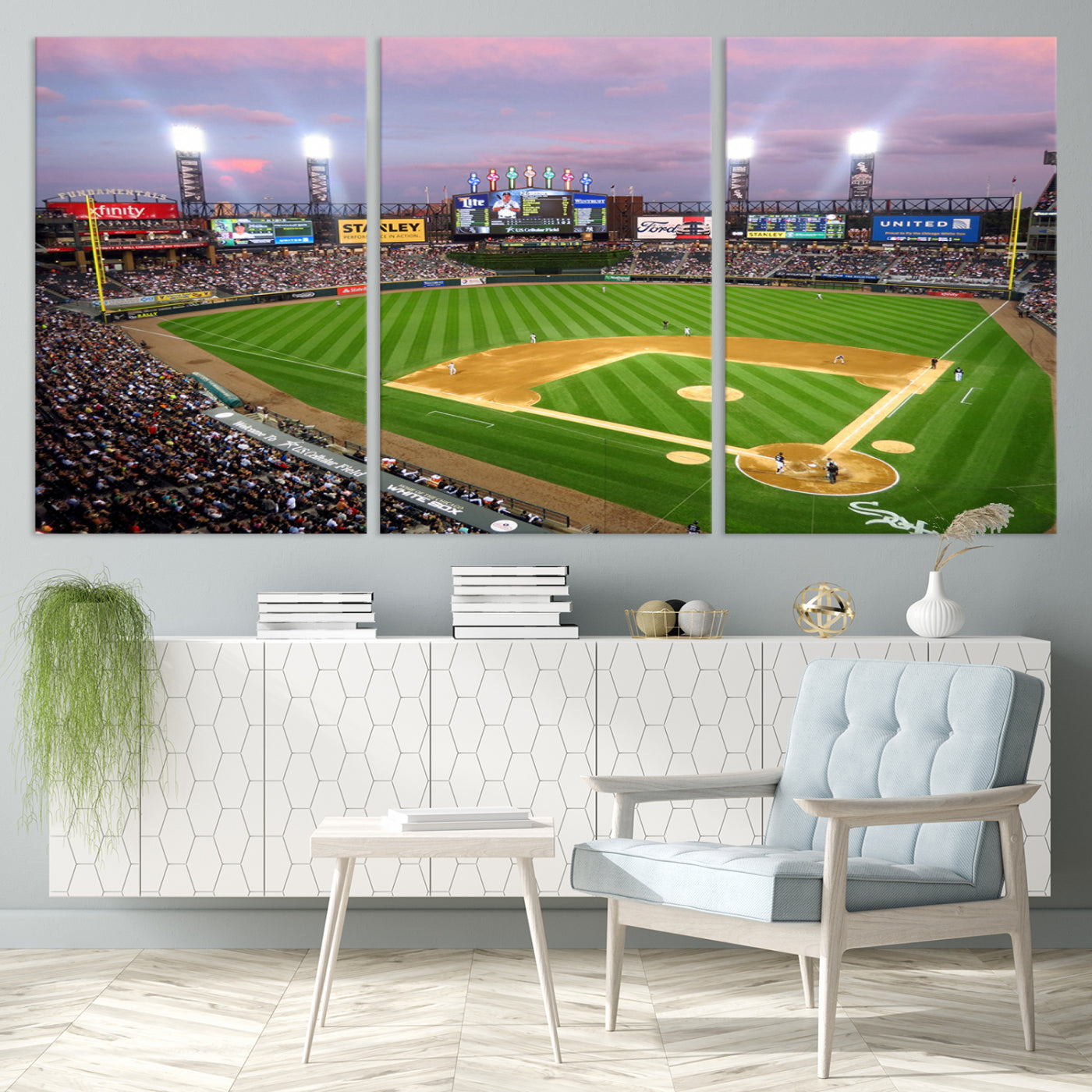 38470-MGV-CV-36X24-Chicago White Sox Baseball Team Print Canvas- Guaranteed Rate Field Stadium Wall Art Canvas Print