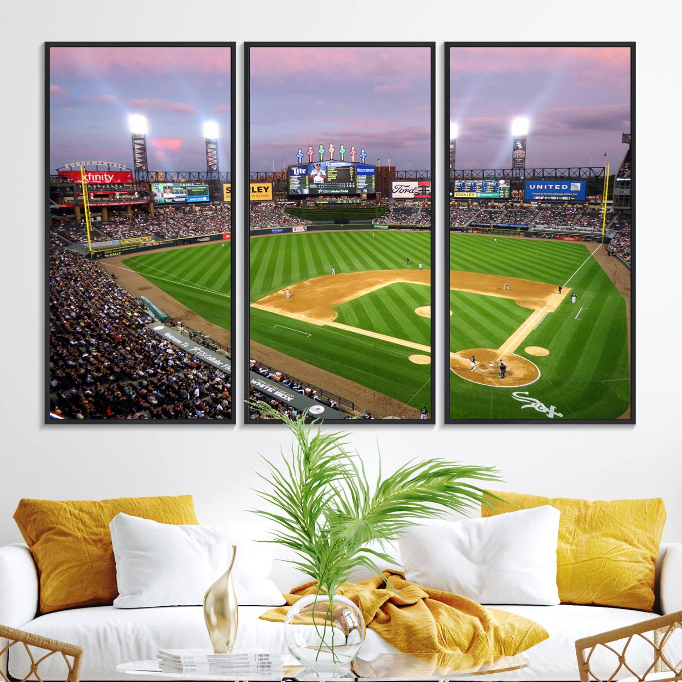 38470-MGV-FC-48X32-3P_Black-Chicago White Sox Baseball Team Print Canvas- Guaranteed Rate Field Stadium Wall Art Canvas Print