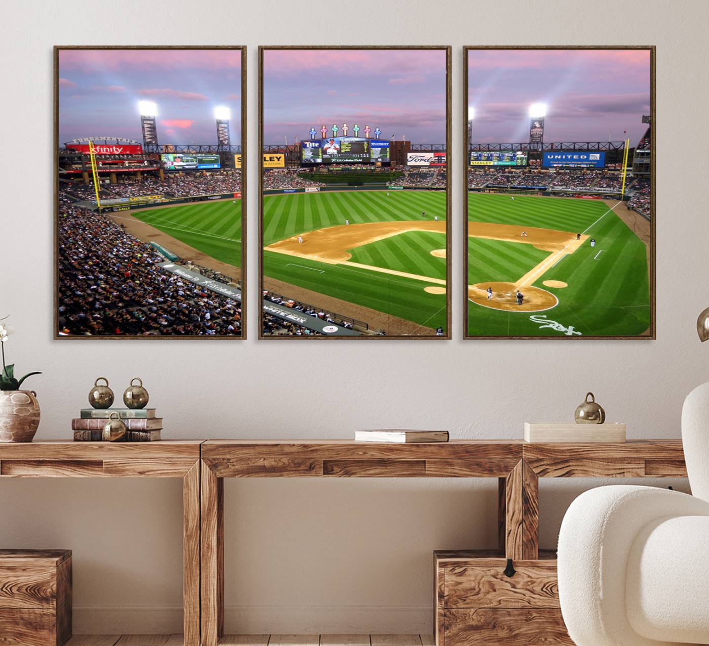 38470-MGV-FC-60X30-3P_Walnut-Chicago White Sox Baseball Team Print Canvas- Guaranteed Rate Field Stadium Wall Art Canvas Print
