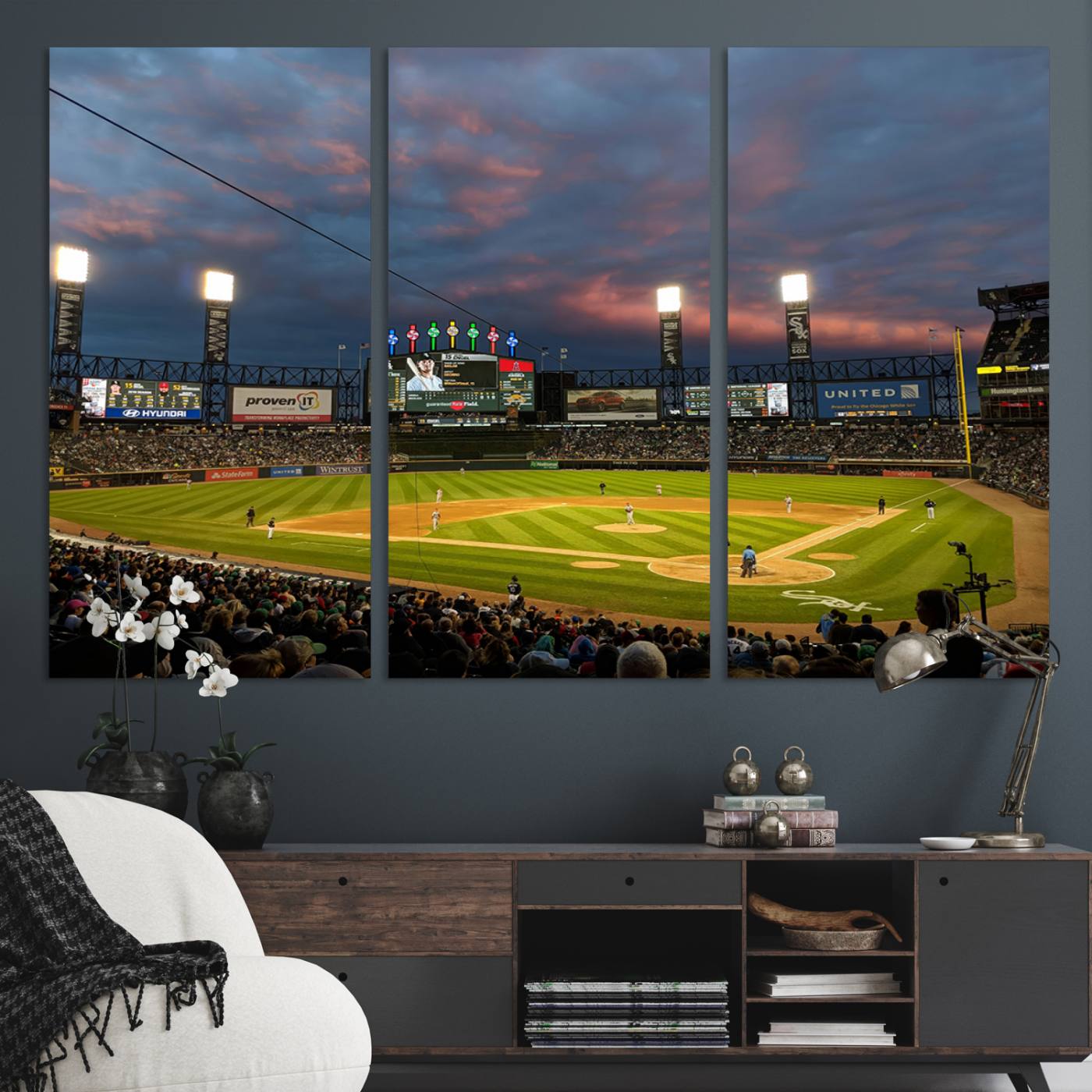 96063-MGV-CV-36X24-Chicago White Sox Baseball Team Print Canvas- Guaranteed Rate Field Stadium Wall Art Canvas Print