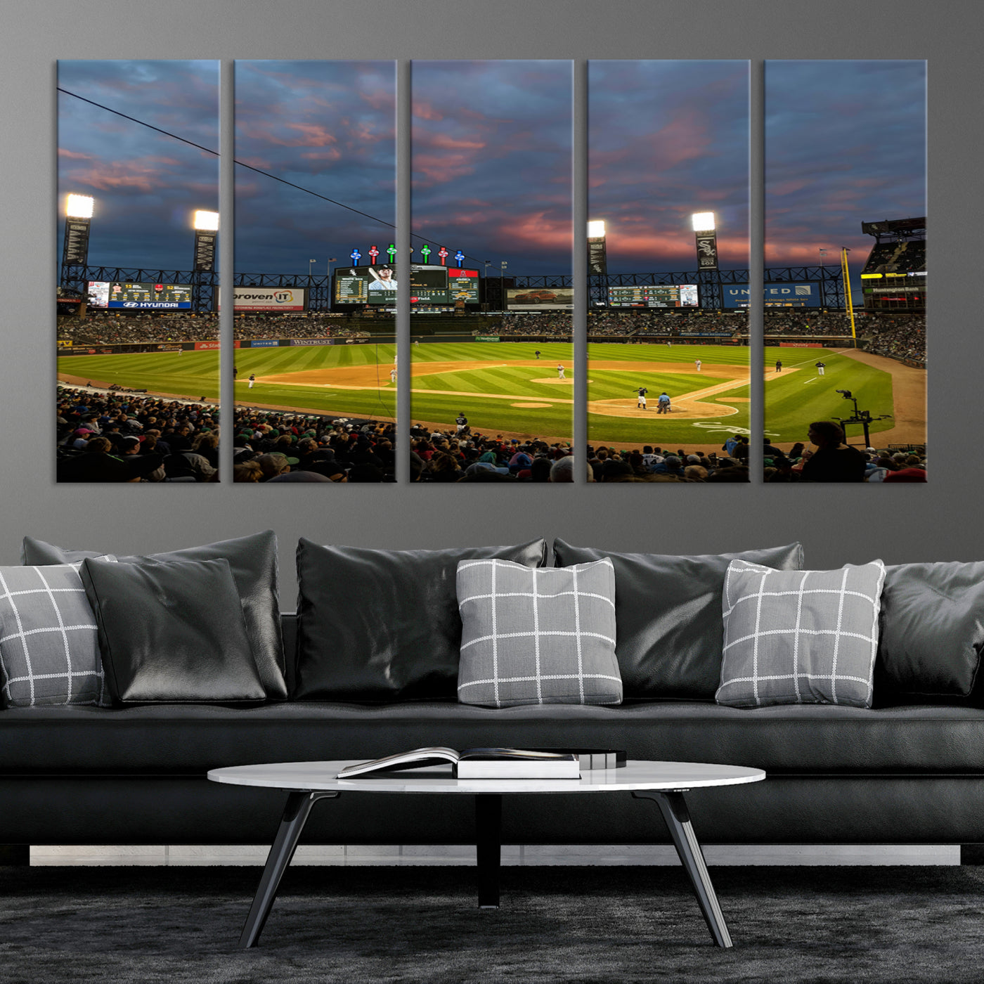 96063-MGV-CV-36X24-Chicago White Sox Baseball Team Print Canvas- Guaranteed Rate Field Stadium Wall Art Canvas Print