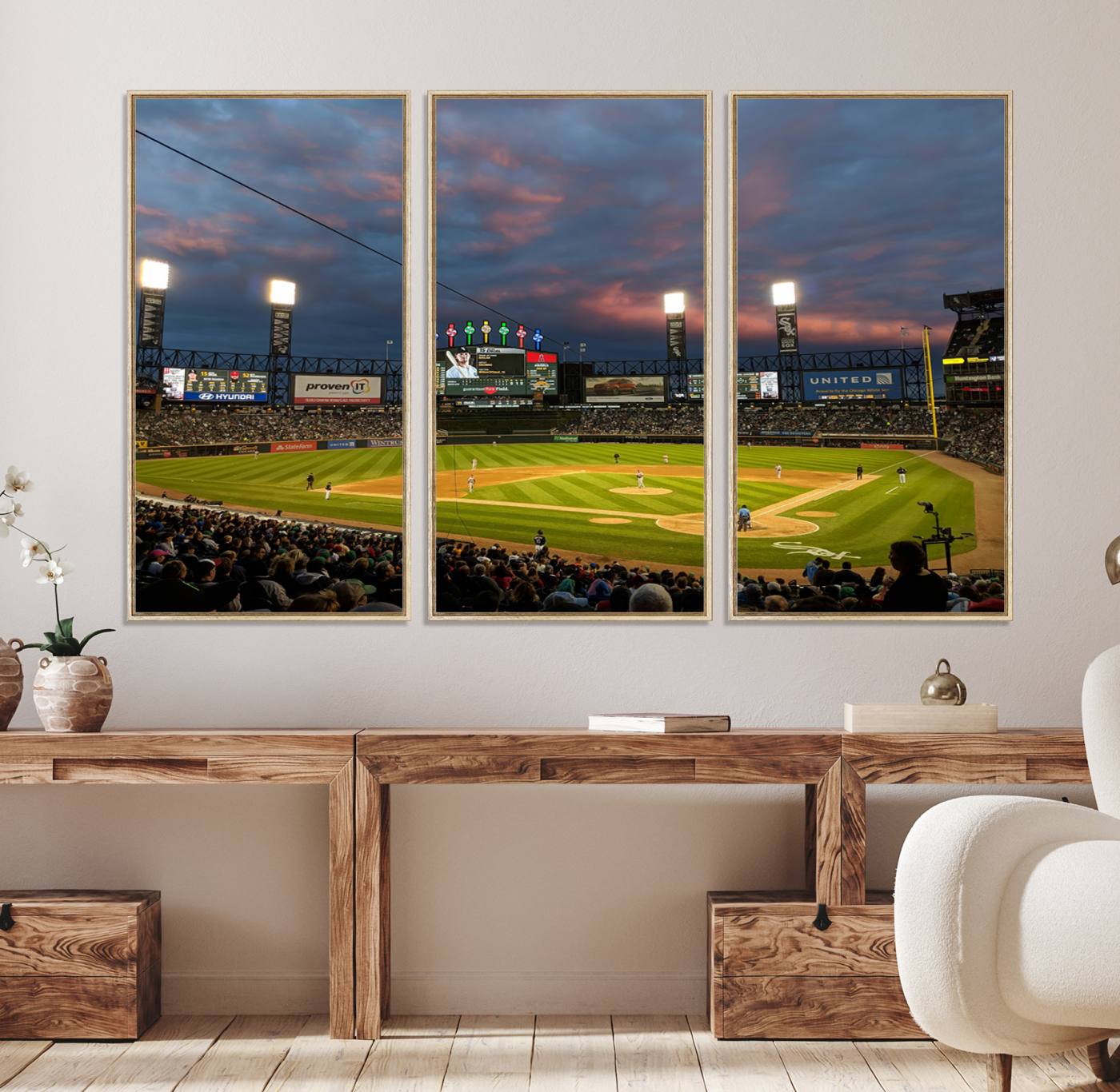 96063-MGV-FC-48X32-3P_Natural-Chicago White Sox Baseball Team Print Canvas- Guaranteed Rate Field Stadium Wall Art Canvas Print