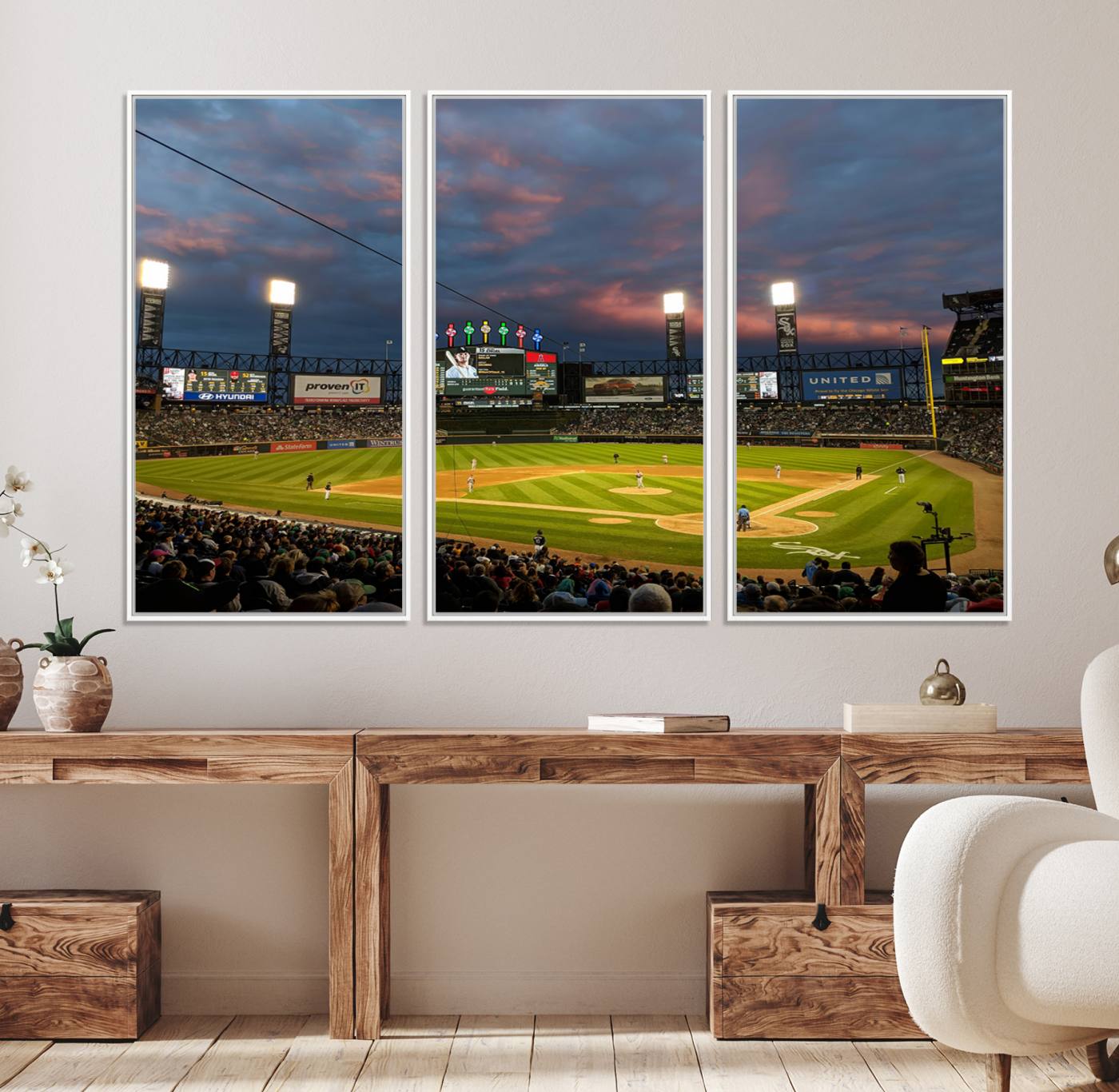 96063-MGV-FC-48X32-3P_White-Chicago White Sox Baseball Team Print Canvas- Guaranteed Rate Field Stadium Wall Art Canvas Print