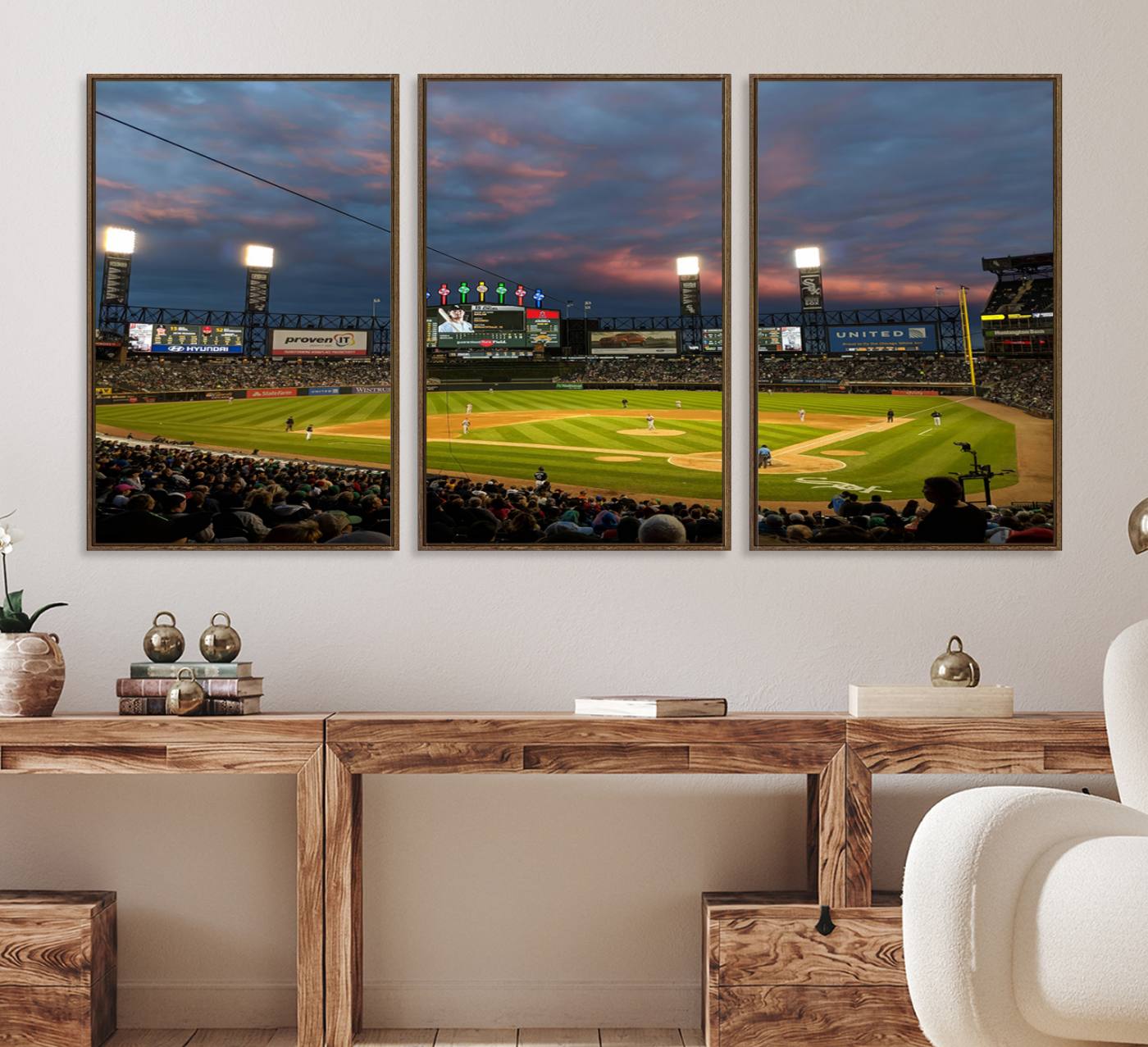 96063-MGV-FC-60X30-3P_Walnut-Chicago White Sox Baseball Team Print Canvas- Guaranteed Rate Field Stadium Wall Art Canvas Print