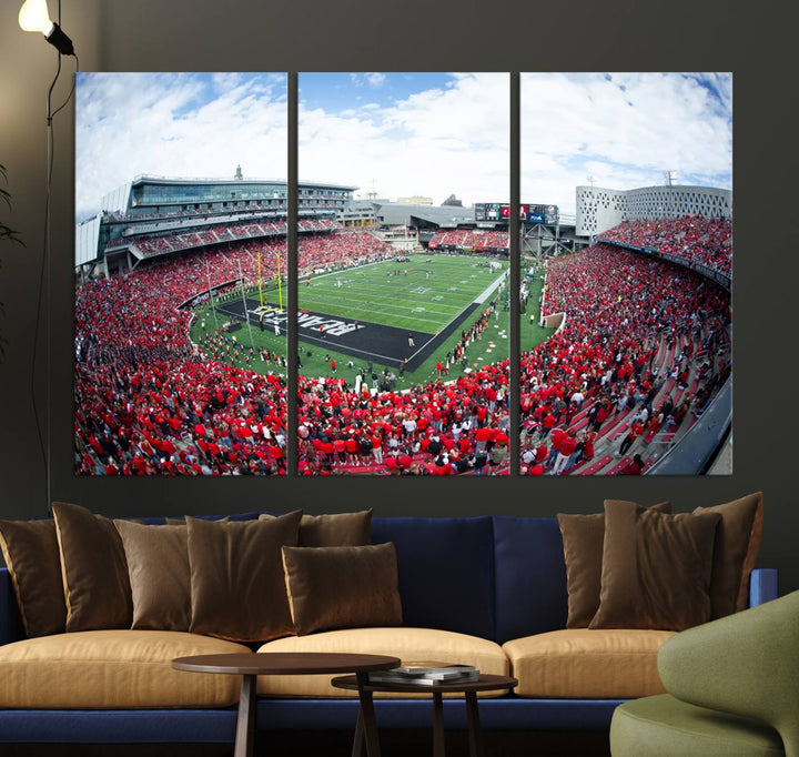 Cincinnati Bearcats Football Team Print - Nippert Stadium Wall Art Canvas Print
