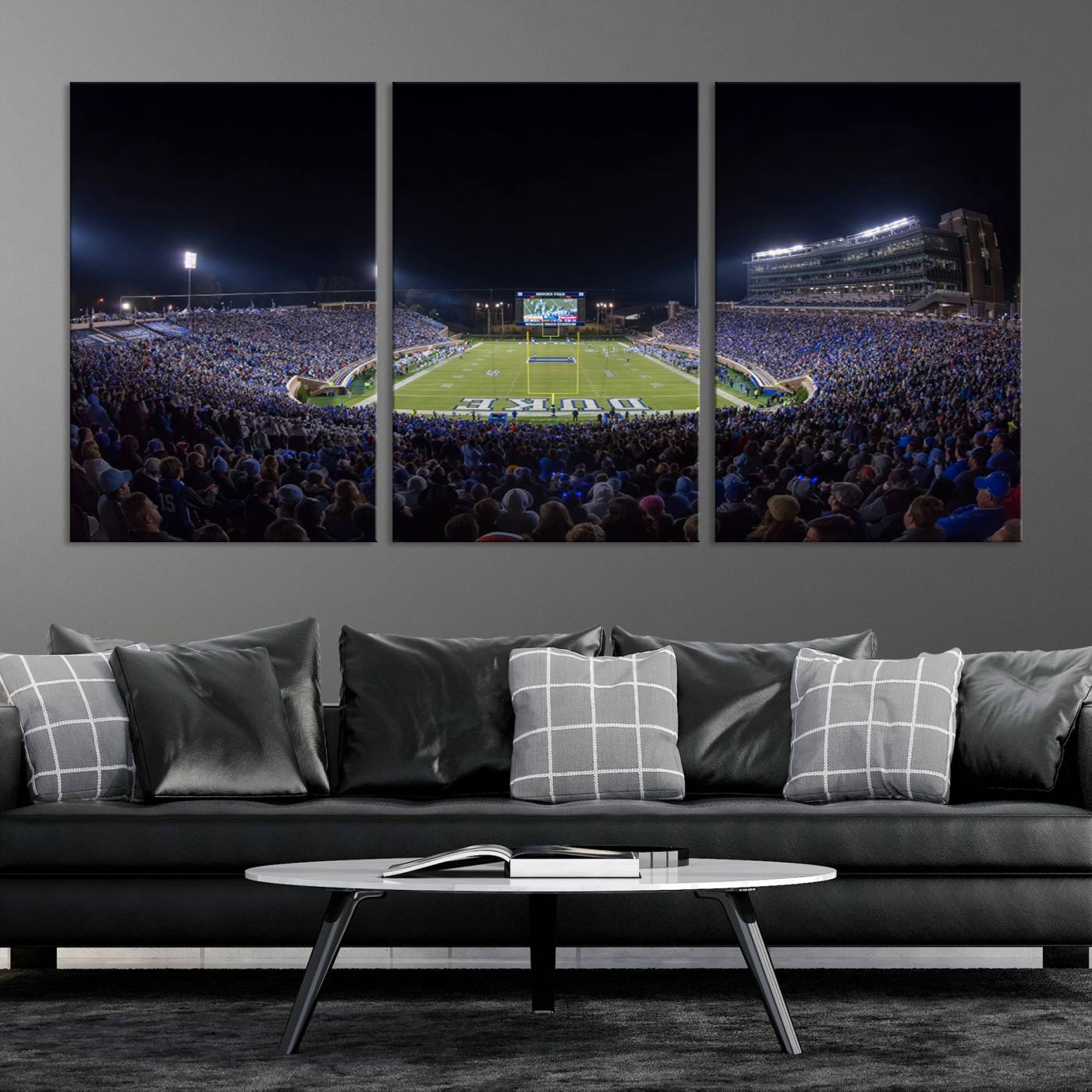 21070-MGV-CV-36X24-Duke University Blue Devils Football Team Print - Durham Wallace Wade Stadium Wall Art Canvas Print
