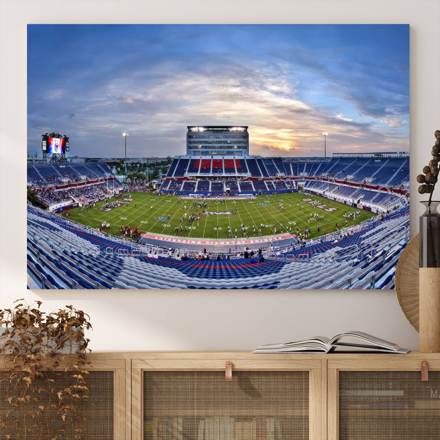 69559-MGV-CV-36X24-Florida Atlantic University Owls Football Team Print - Boca Raton FAU Stadium Wall Art Canvas Print