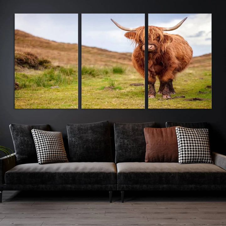 The "Highland Cow Animal Canvas Wall Art Texas Cattle Art Print Farmhouse Wall Art Canvas Print," featuring a highland cow on museum-quality canvas with a UV-protective coating, is displayed prominently.