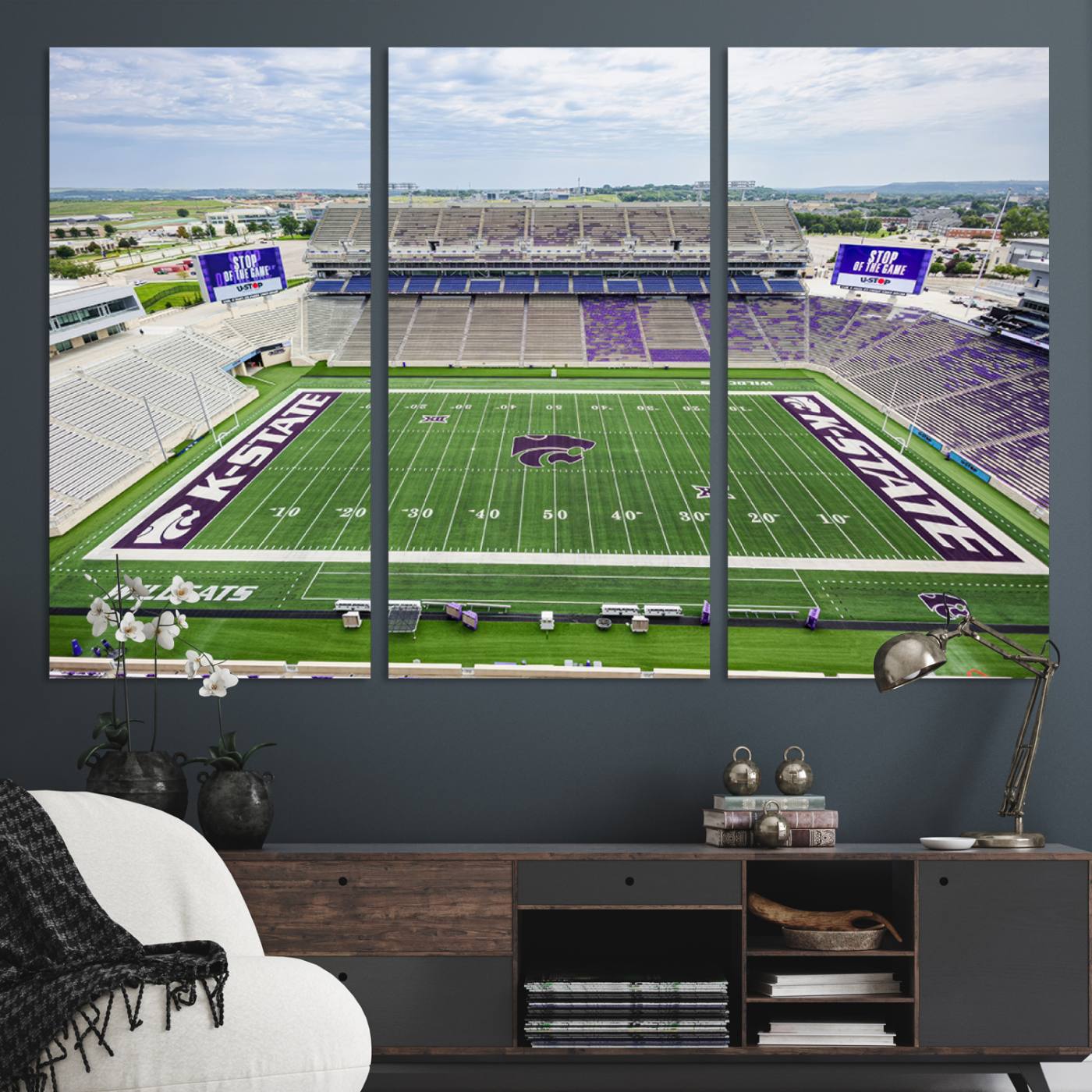 29452-MGV-CV-36X24-KState Wildcats Football Team Print - Manhattan Bill Snyder Family Football Stadium Wall Art Canvas Print