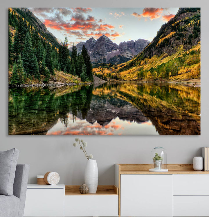 Maroon Bells Wall Art - Scenic Canvas Print of Maroon Bells in Autumn for Elegant Home or Office Decor