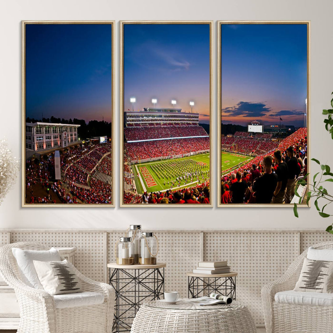 33313-MGV-CV-36X24-NC State Wolfpack Football Team Print - Raleigh Carter-Finley Stadium Wall Art Canvas Print