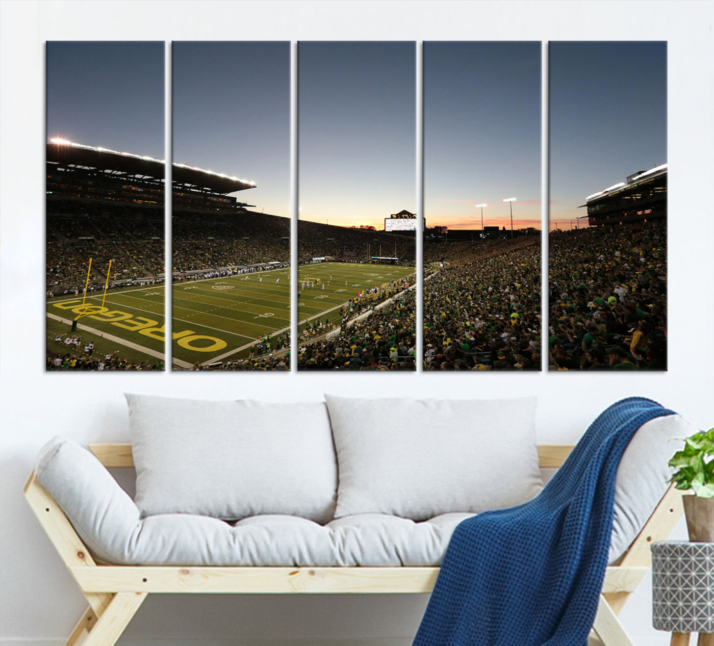 21429-MGV-CV-36X24-Oregon Ducks Football Team Print - Eugene Autzen Stadium Wall Art Canvas Print