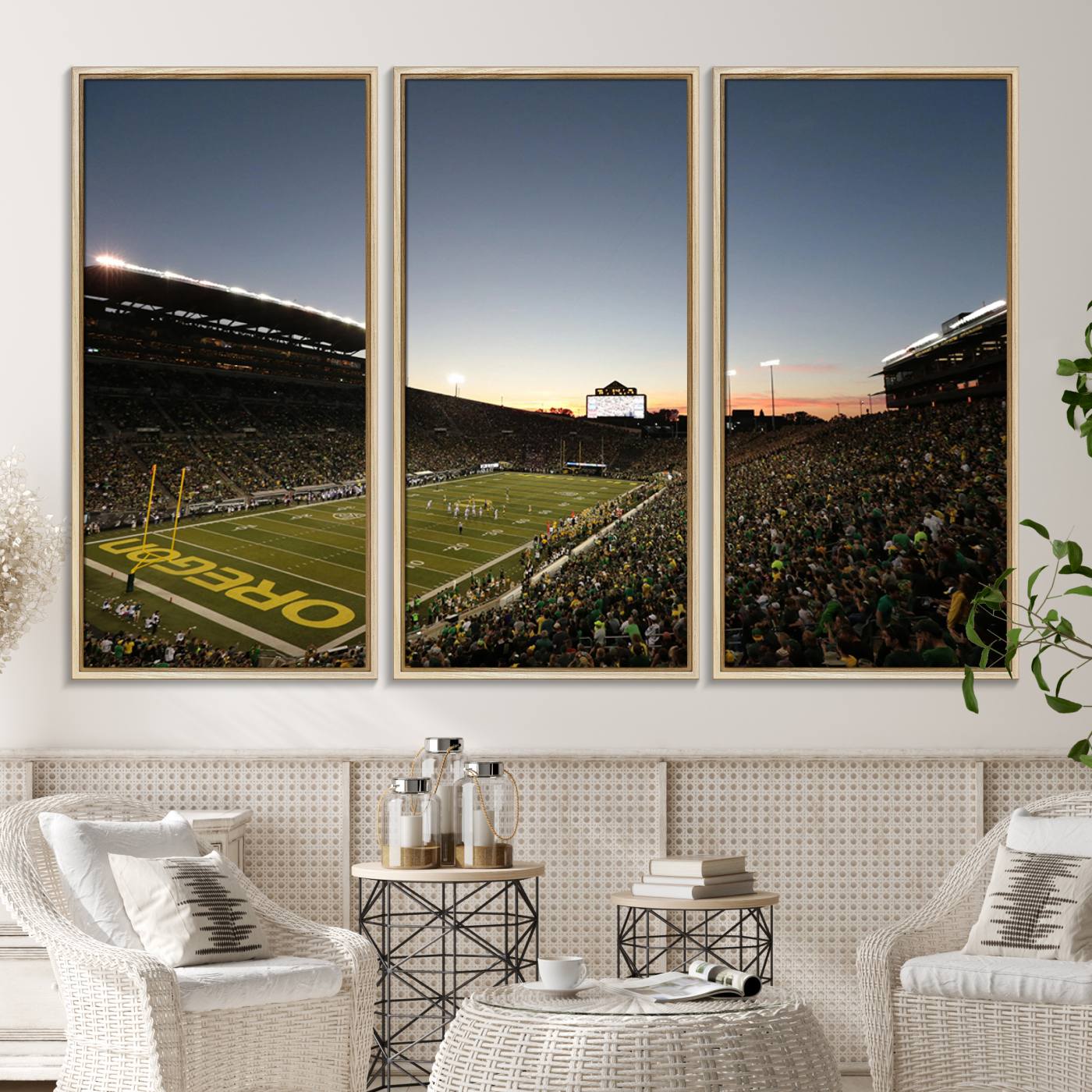 21429-MGV-CV-36X24-Oregon Ducks Football Team Print - Eugene Autzen Stadium Wall Art Canvas Print