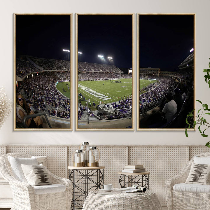 59222-MGV-CV-36X24-TCU Horned Frogs Football Team Print - Fort Worth Amon G. Carter Stadium Wall Art Canvas Print.