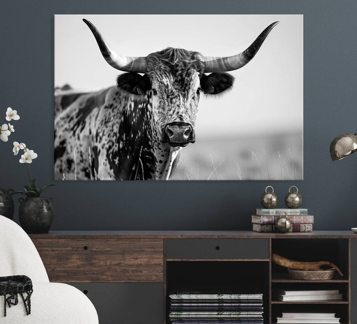 Texas Cow Longhorn Wall Art Canvas Print in Black and White – Framed, Ready to Hang
