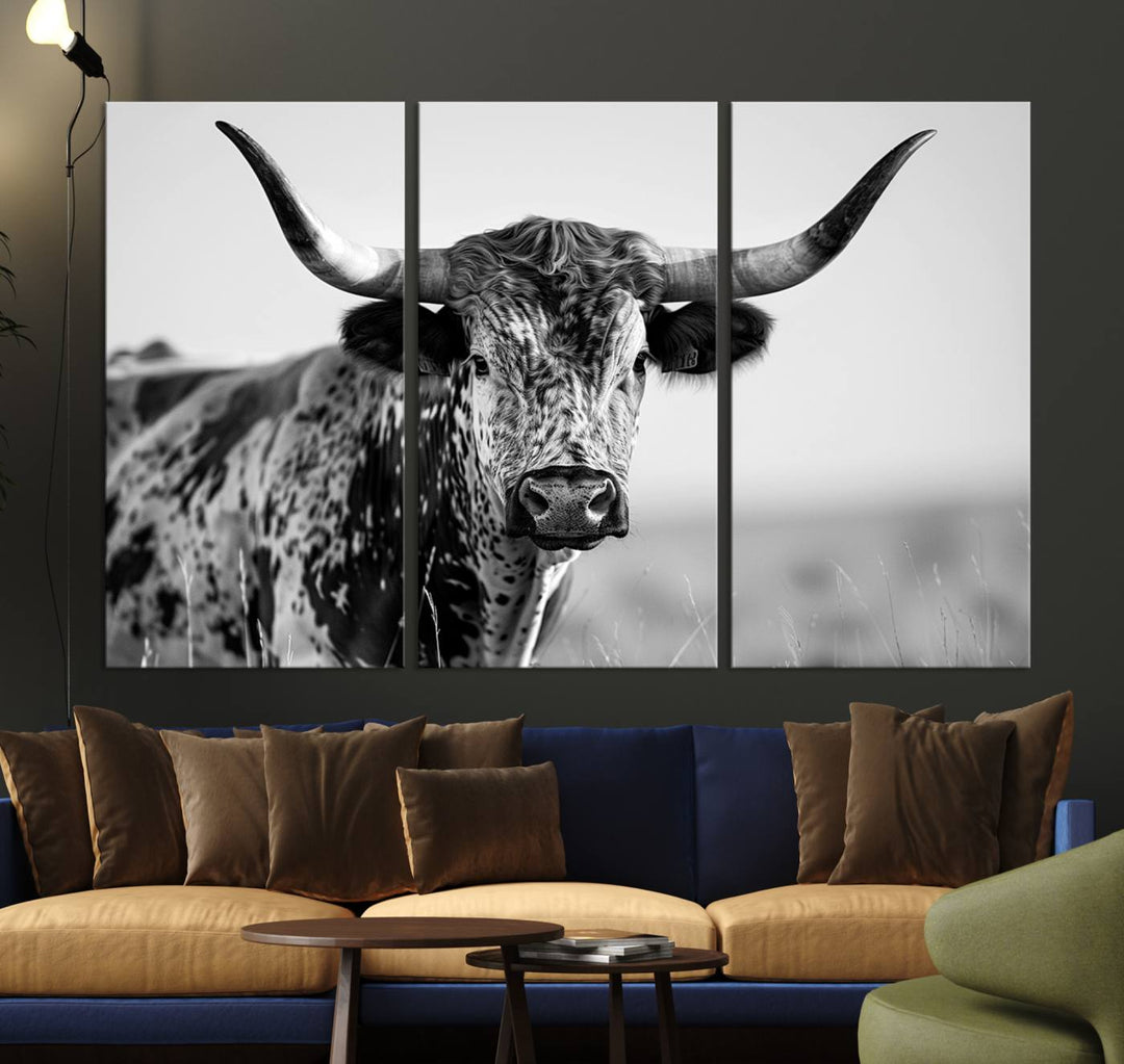 Texas Cow Longhorn Wall Art Canvas Print in Black and White – Framed, Ready to Hang