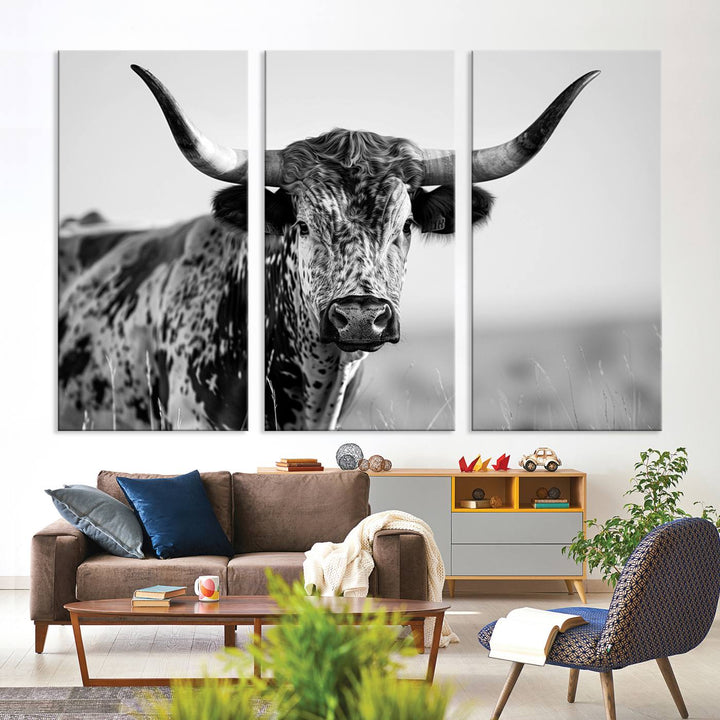Texas Cow Longhorn Wall Art Canvas Print in Black and White – Framed, Ready to Hang