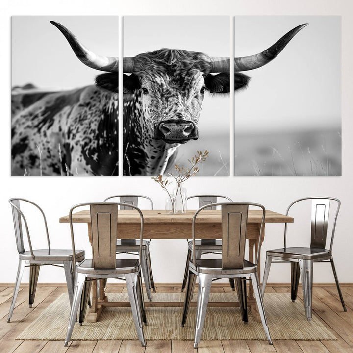 89724-MGV-CV-36X24-Texas Cow Longhorn Wall Art Canvas Print in Black and White – Framed, Ready to Hang