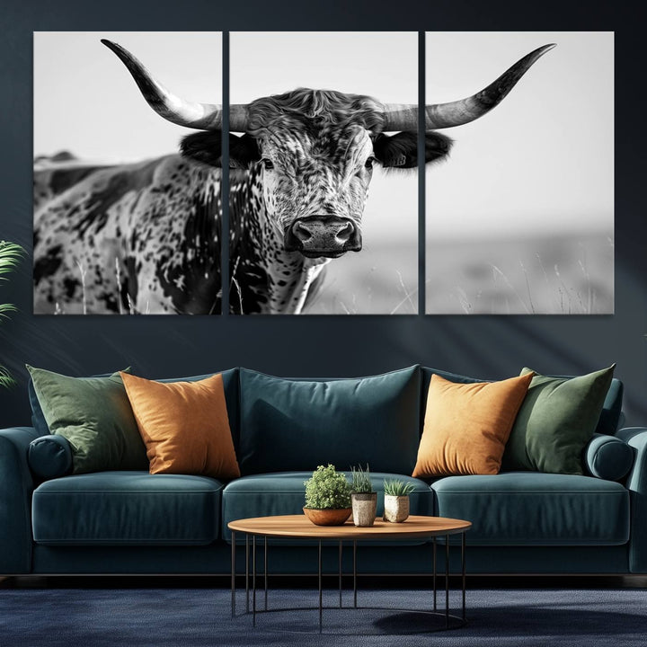 89724-MGV-CV-36X24-Texas Cow Longhorn Wall Art Canvas Print in Black and White – Framed, Ready to Hang