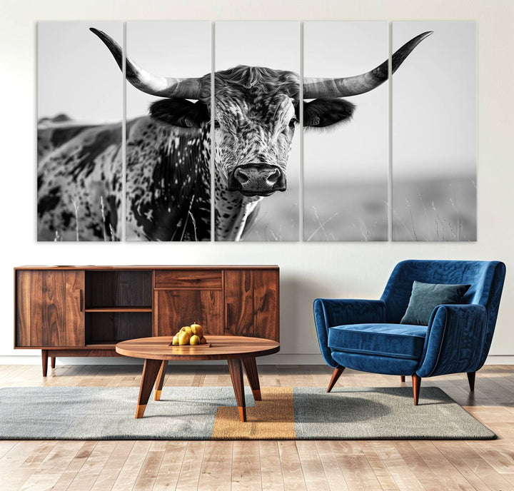 89724-MGV-CV-36X24-Texas Cow Longhorn Wall Art Canvas Print in Black and White – Framed, Ready to Hang