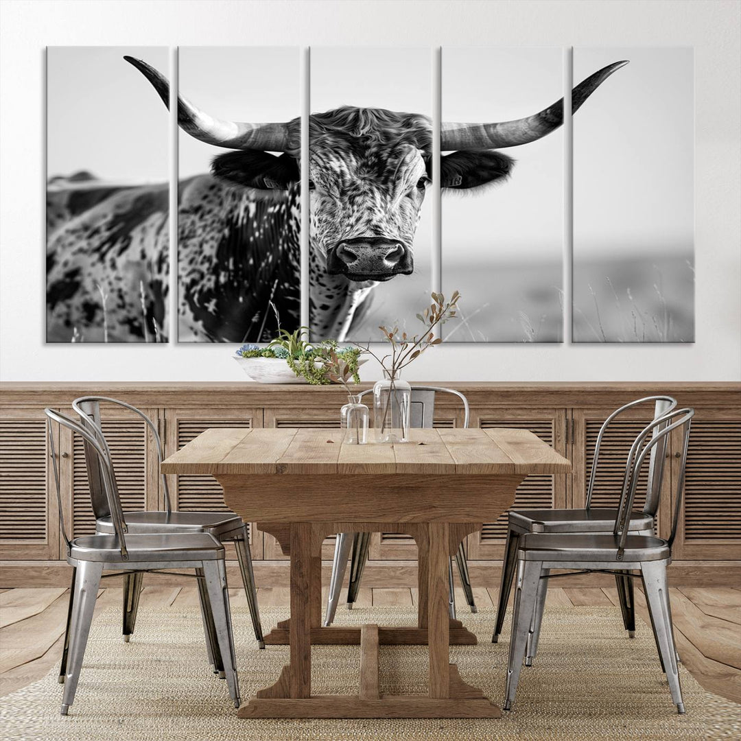 89724-MGV-CV-36X24-Texas Cow Longhorn Wall Art Canvas Print in Black and White – Framed, Ready to Hang