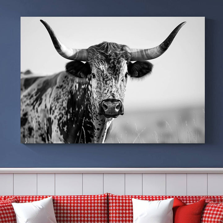 Texas Cow Longhorn Wall Art Canvas Print in Black and White – Framed, Ready to Hang