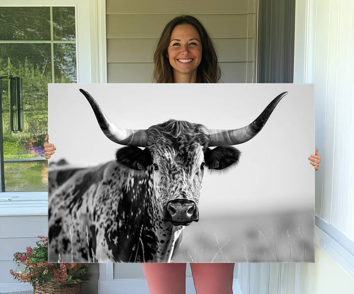 Texas Cow Longhorn Wall Art Canvas Print in Black and White – Framed, Ready to Hang