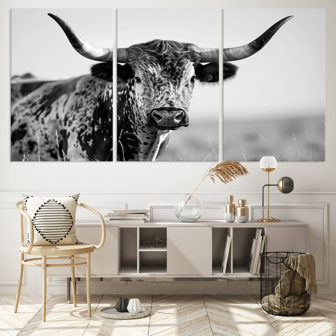 Texas Cow Longhorn Wall Art Canvas Print in Black and White – Framed, Ready to Hang