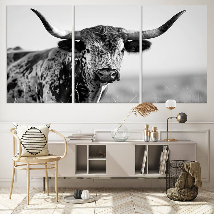 Texas Cow Longhorn Wall Art Canvas Print in Black and White – Framed, Ready to Hang