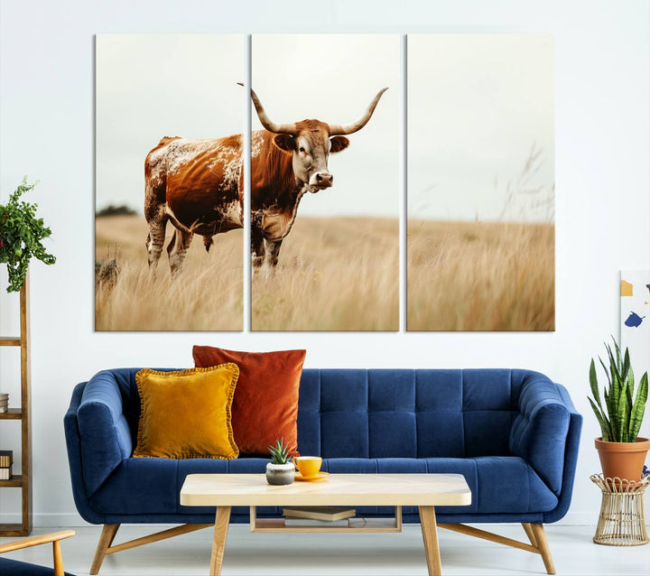 Texas Longhorn Canvas Wall Art Print – Majestic Western Cattle in Rustic Farmhouse Decor – Cow Wall Art Cowboy-Themed Living Room, Office,