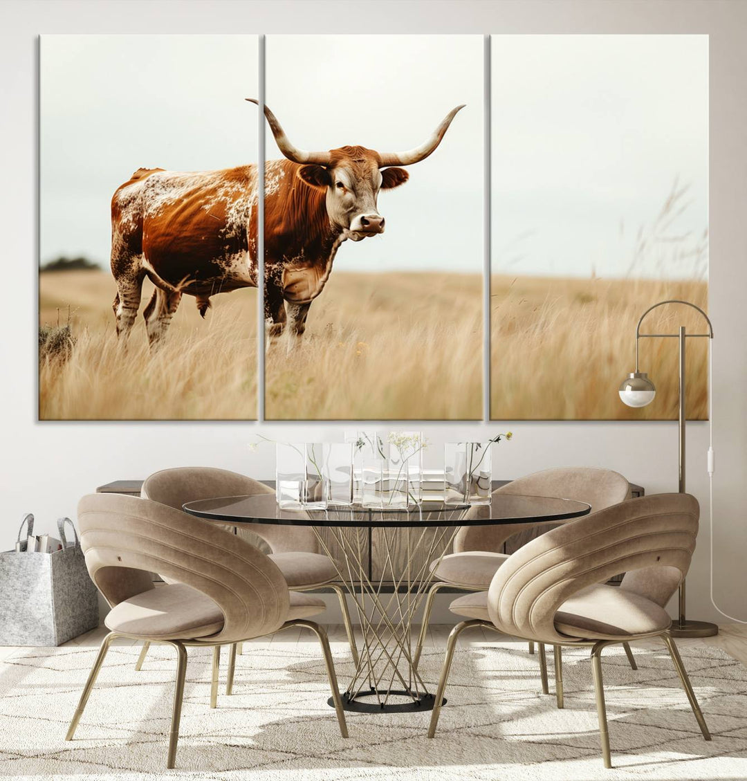 Texas Longhorn Canvas Wall Art Print – Majestic Western Cattle in Rustic Farmhouse Decor – Cow Wall Art Cowboy-Themed Living Room, Office,