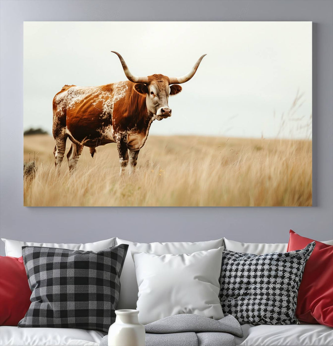 Texas Longhorn Canvas Wall Art Print – Majestic Western Cattle in Rustic Farmhouse Decor – Cow Wall Art Cowboy-Themed Living Room, Office,