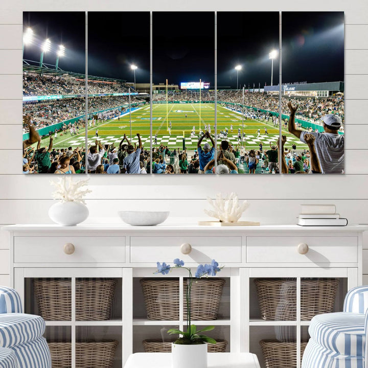 56448-MGV-CV-60X31-5P-The Tulane University Green Wave Football Team Print - New Orleans Yulman Stadium Wall Art Canvas Print