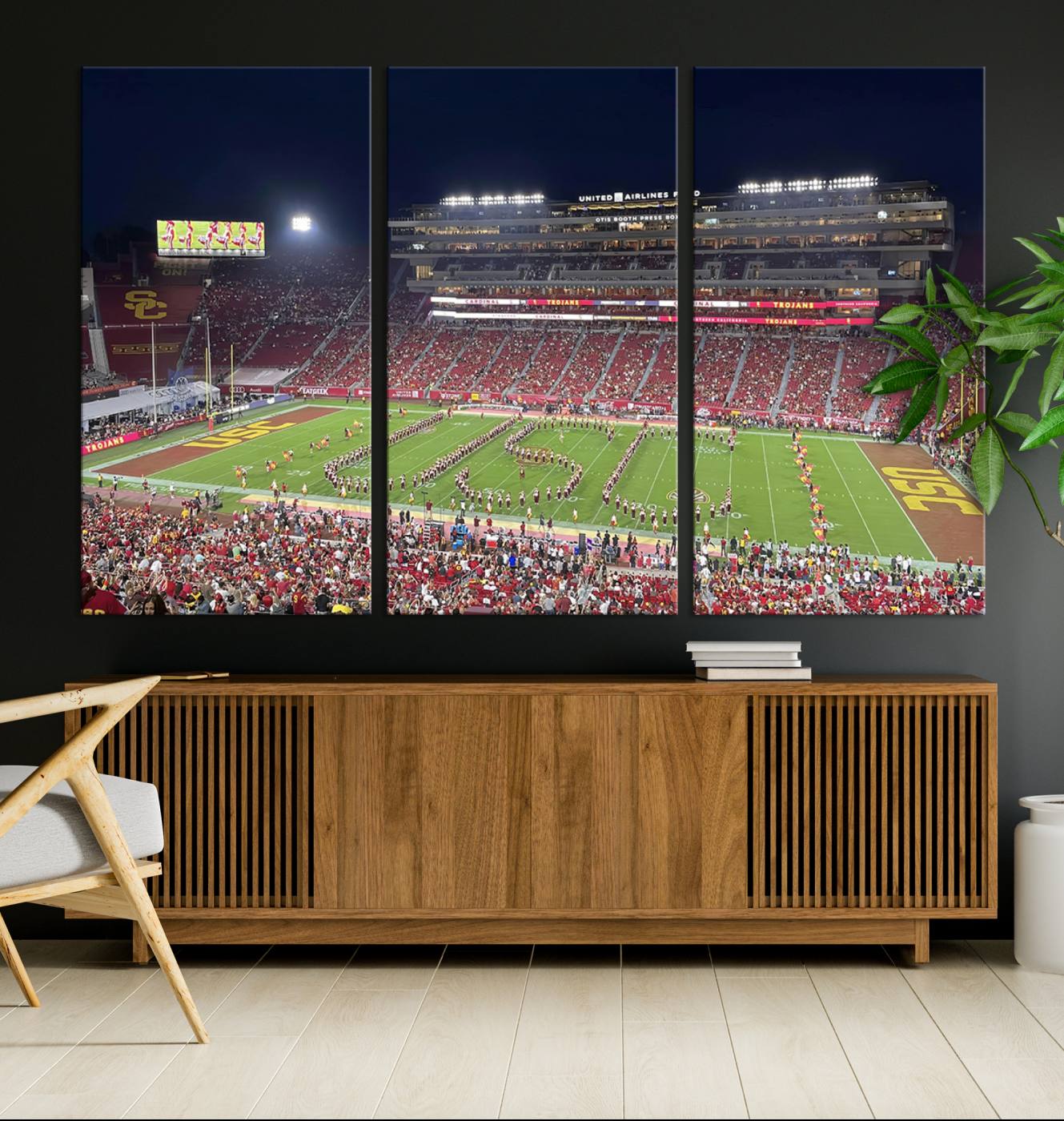 26280-MGV-CV-36X24-The University of Southern California USC Trojans Football Team Print - Los Angeles Memorial Coliseum Stadium Wall Art Canvas Print