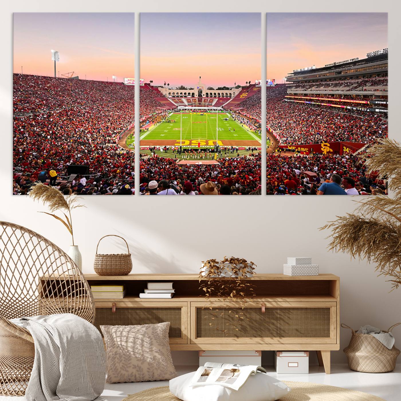 39904-MGV-CV-36X24-The University of Southern California USC Trojans Football Team Print - Los Angeles Memorial Coliseum Stadium Wall Art Canvas Print