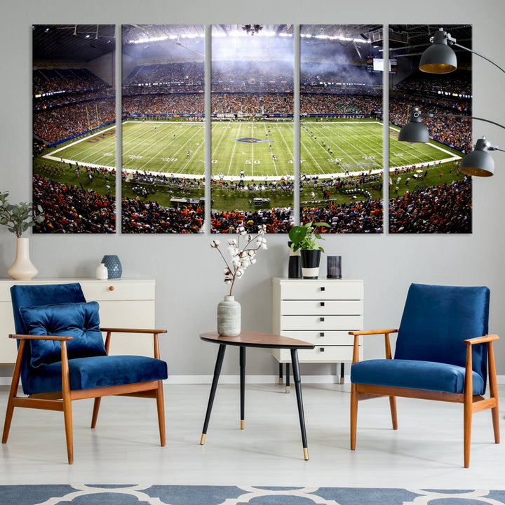 46972-MGV-CV-36X24-The University of Texas at San Antonio Roadrunners Football Team Print - San Antonio Alamodome Wall Art Canvas Print