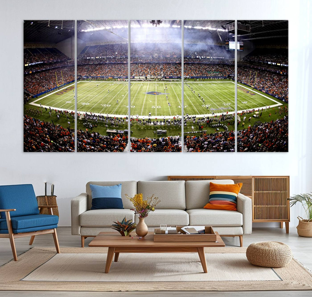 46972-MGV-CV-36X24-The University of Texas at San Antonio Roadrunners Football Team Print - San Antonio Alamodome Wall Art Canvas Print