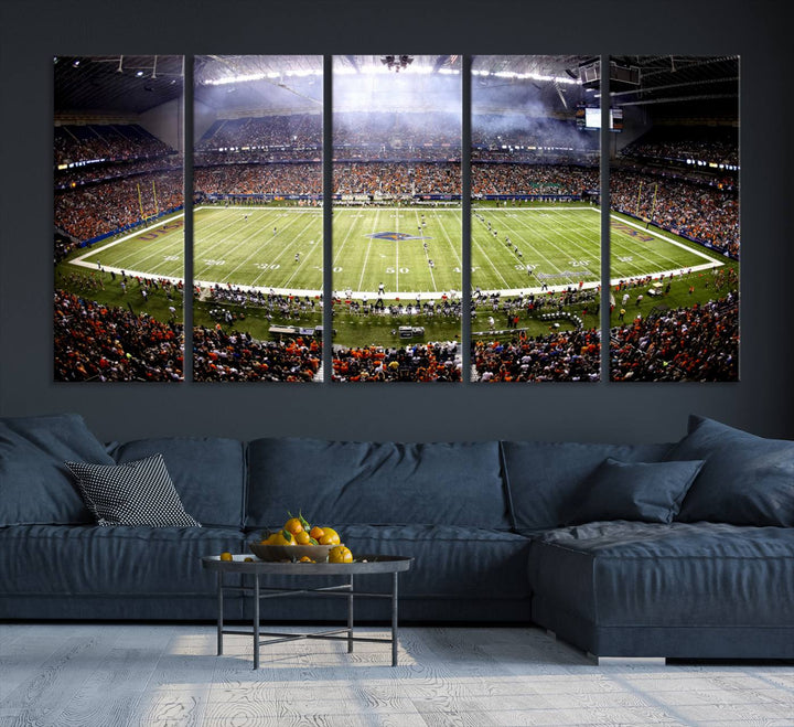 46972-MGV-CV-36X24-The University of Texas at San Antonio Roadrunners Football Team Print - San Antonio Alamodome Wall Art Canvas Print