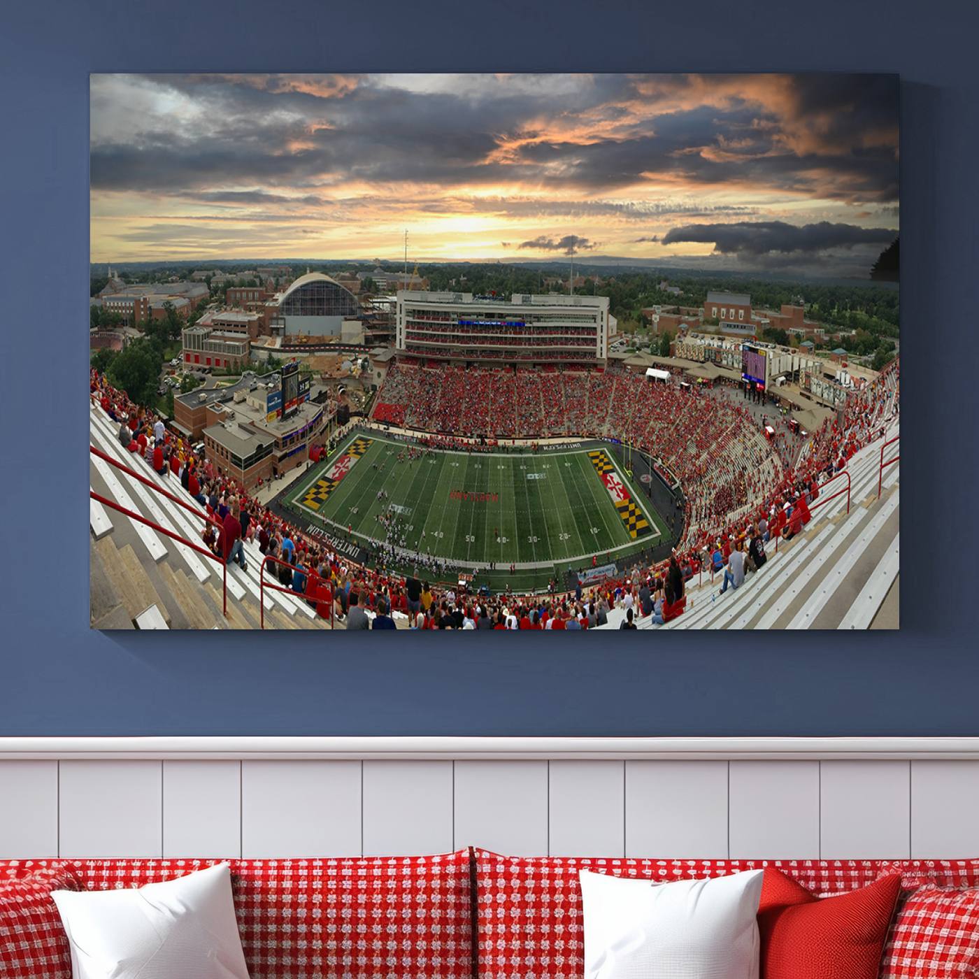 29993-MGV-CV-36X24-University of Maryland Terrapins Football Team Print - College Park SECU Stadium Wall Art Canvas Print