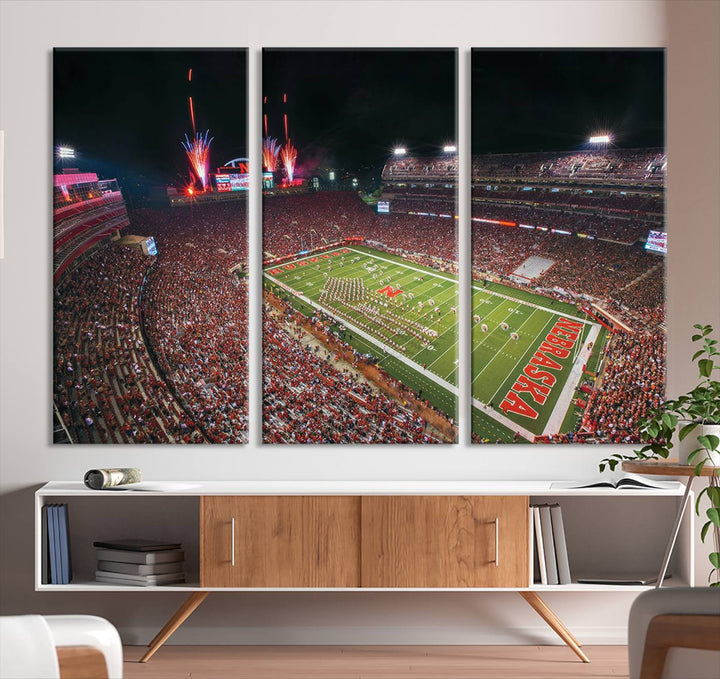 University of Nebraska Cornhuskers Football Team Print - Lincoln Memorial Stadium Wall Art Canvas Print