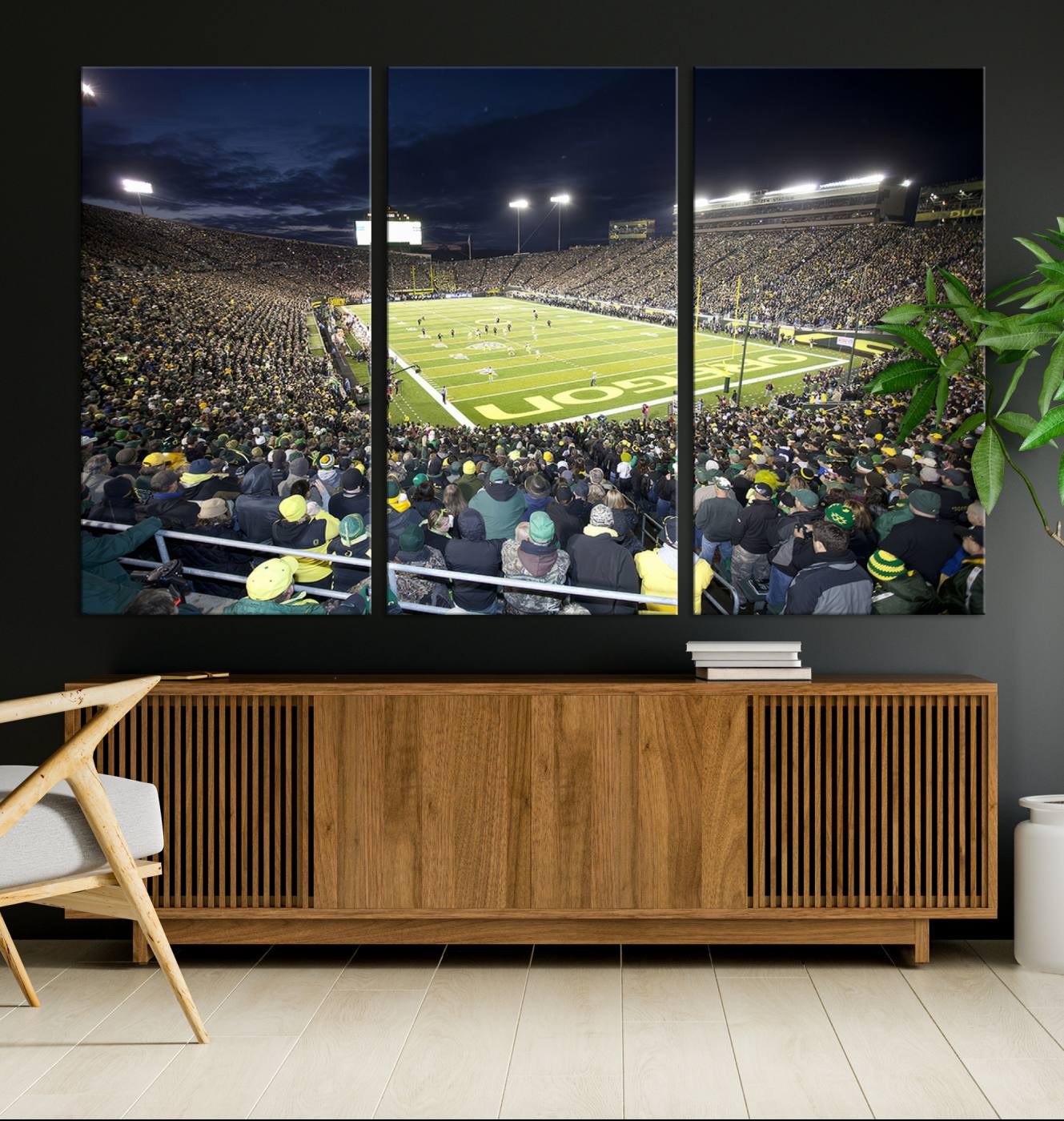 48756-MGV-CV-36X24-University of Oregon Ducks Football Team Print - Eugene Autzen Stadium Wall Art Canvas Print