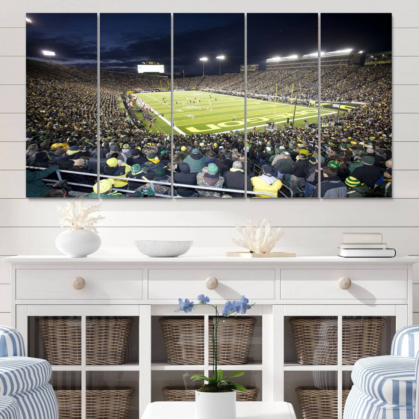 48756-MGV-CV-60X31-5P-University of Oregon Ducks Football Team Print - Eugene Autzen Stadium Wall Art Canvas Print