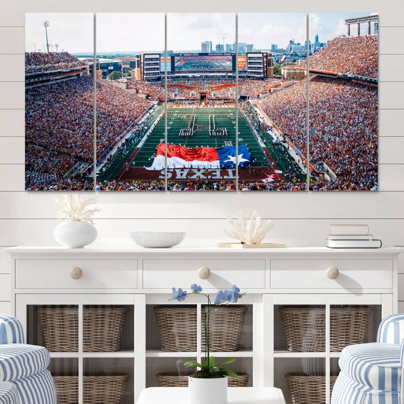 93063-MGV-CV-60X31-5P-University of Texas Longhorns Football Team Canvas Print - Austin Darrell K Royal-Texas Memorial Stadium Wall Art Canvas Print