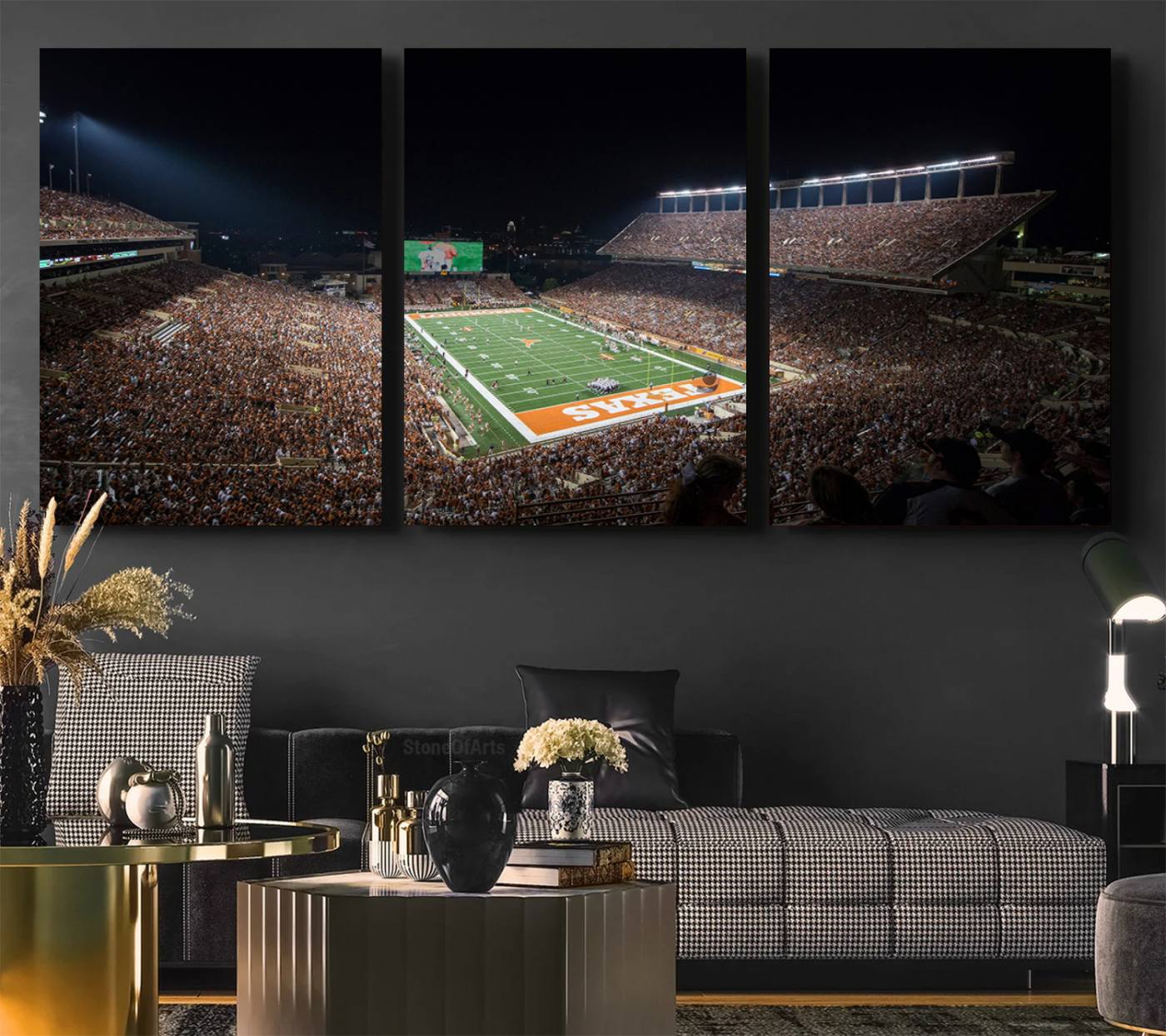 54995-MGV-CV-60X30-3P-University of Texas Longhorns Football Team Print – Darrell K Royal Texas Memorial Stadium Canvas Wall Art for Home, Office