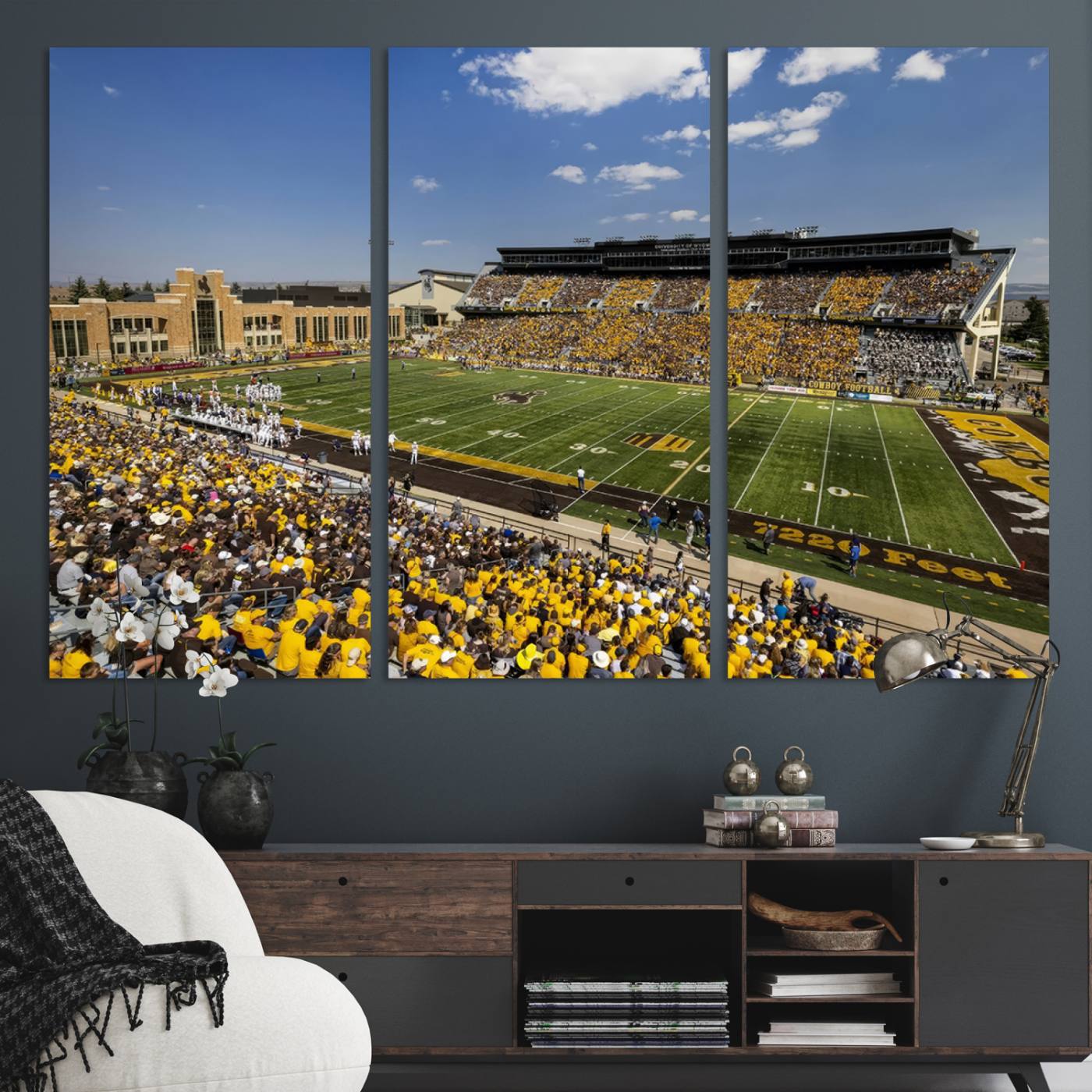 75112-MGV-CV-36X24-University of Wyoming Cowboys Football Team Print - Laramie Jonah Field War Memorial Stadium Wall Art Canvas Print