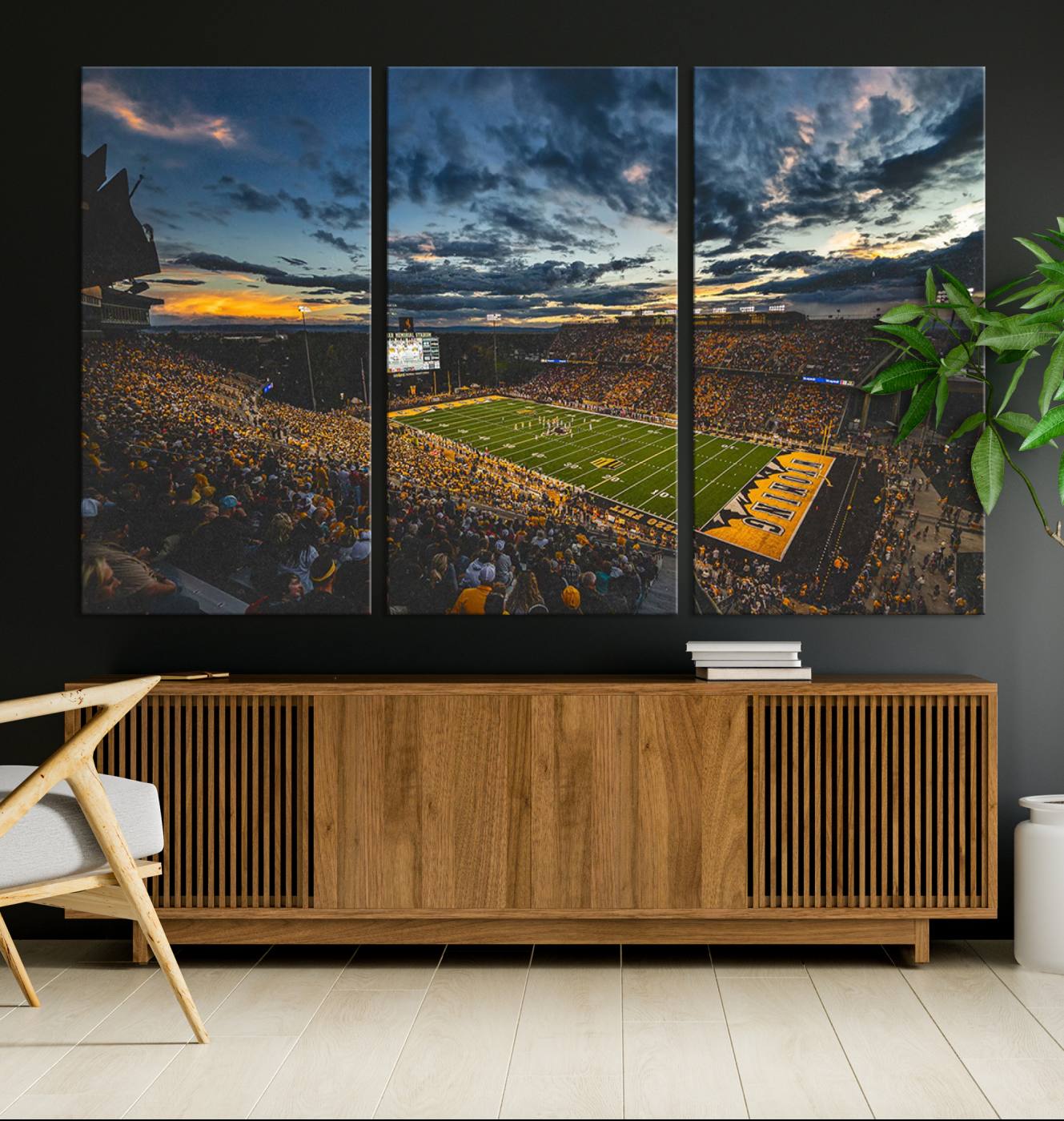 61020-MGV-CV-36X24-University of Wyoming Cowboys Football Team Print - Laramie War Memorial Stadium Wall Art Canvas Print