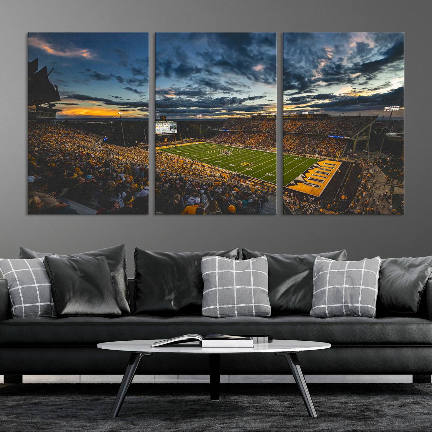 61020-MGV-CV-36X24-University of Wyoming Cowboys Football Team Print - Laramie War Memorial Stadium Wall Art Canvas Print